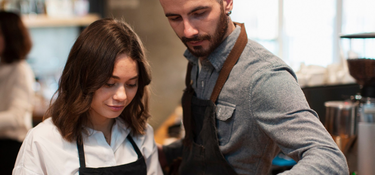 Optimize your team with restaurant staff management software